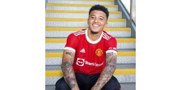 Sancho rejoint officiellement Manchester United